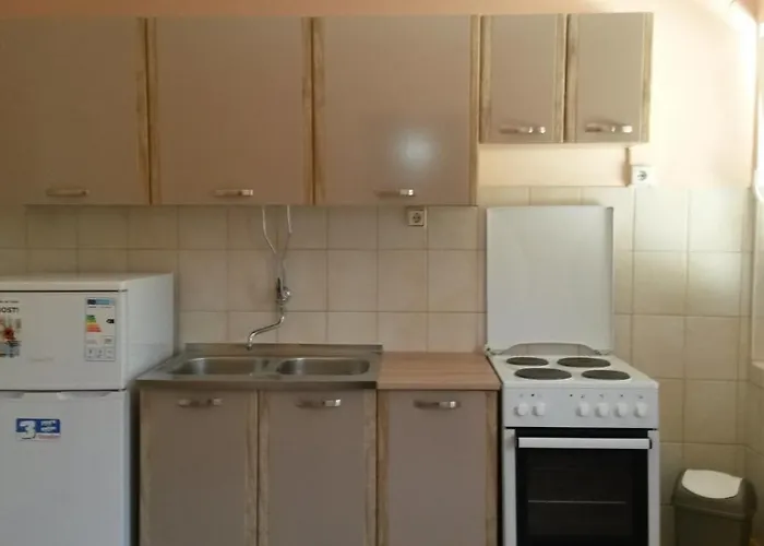 Opric 7716b Apartman Lovran